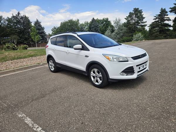 2016 Ford, dovoz USA — foto 6 z 12