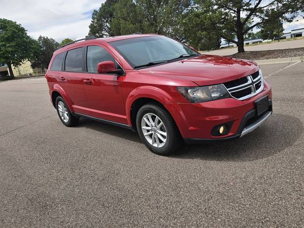 2015 Dodge, dovoz USA — foto 3 z 12