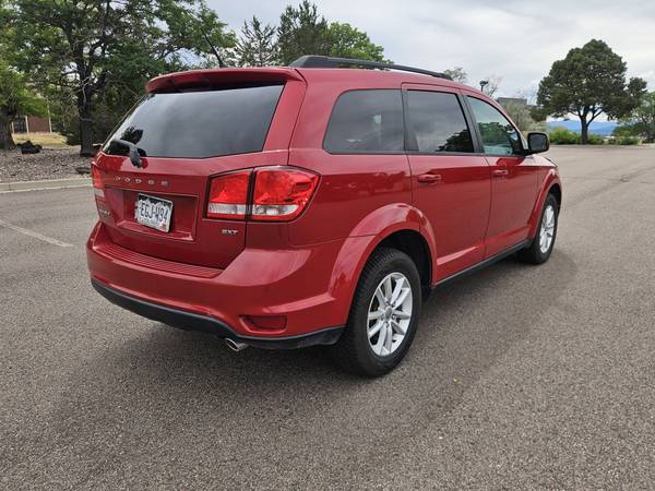 2015 Dodge, dovoz USA — foto 5 z 12