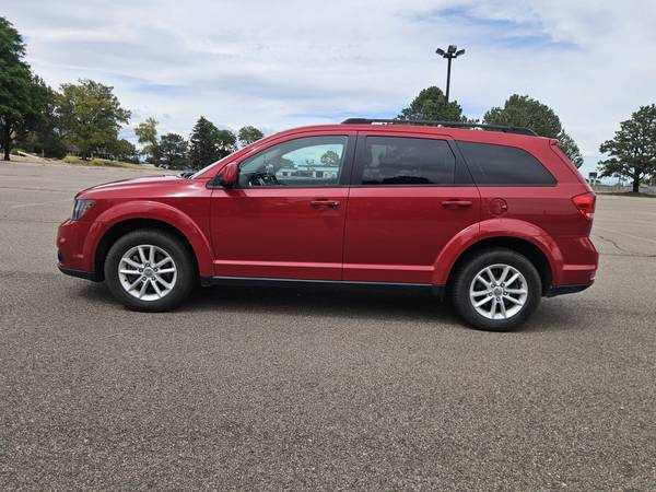 2015 Dodge, dovoz USA — foto 9 z 12