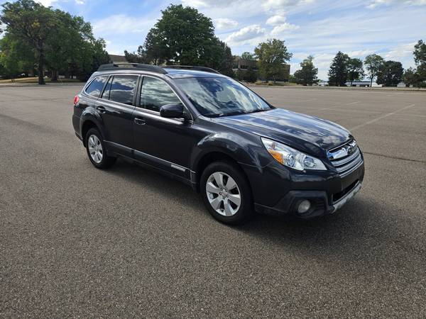 2012 Subaru, dovoz USA — foto 2 z 12