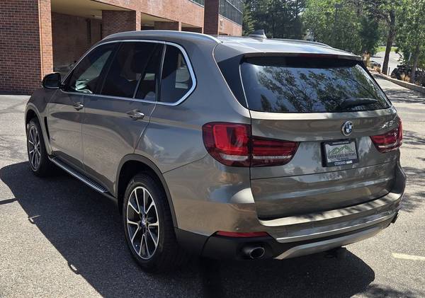 2017 BMW, dovoz USA — foto 7 z 12