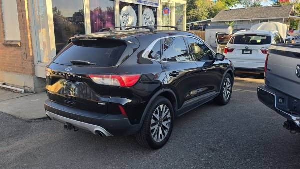 2020 Ford, dovoz USA — foto 4 z 10