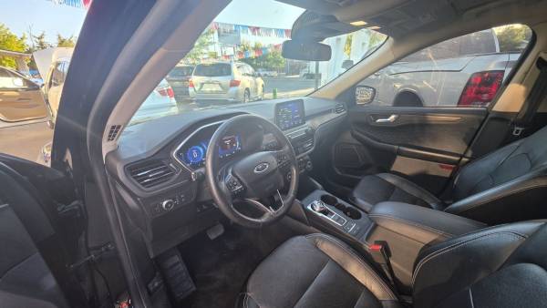 2020 Ford, dovoz USA — foto 7 z 10