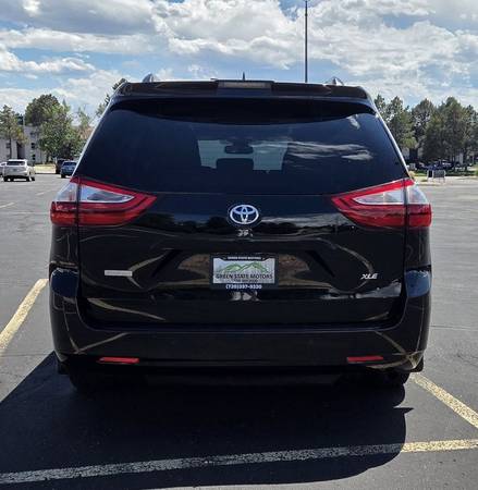 2018 Toyota, dovoz USA — foto 6 z 12