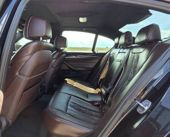2017 BMW, dovoz USA — foto 12 z 12