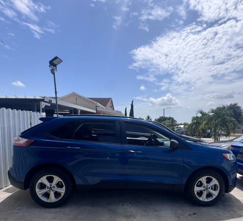 2020 Ford, dovoz USA — foto 3 z 6
