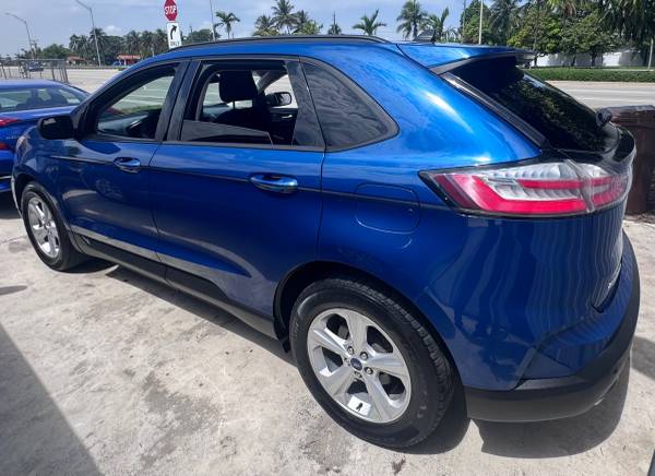 2020 Ford, dovoz USA — foto 4 z 6