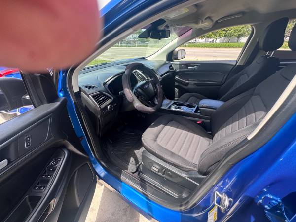 2020 Ford, dovoz USA — foto 5 z 6
