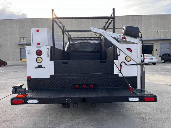 2019 Ford, dovoz USA — foto 10 z 12