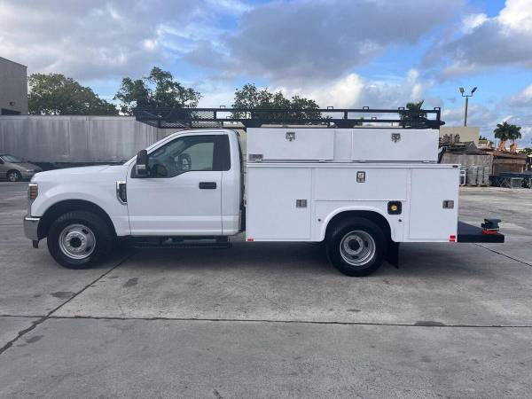 2019 Ford, dovoz USA — foto 5 z 12