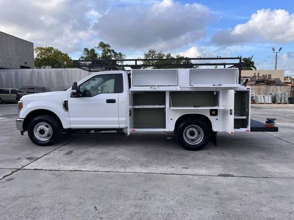 2019 Ford, dovoz USA — foto 6 z 12