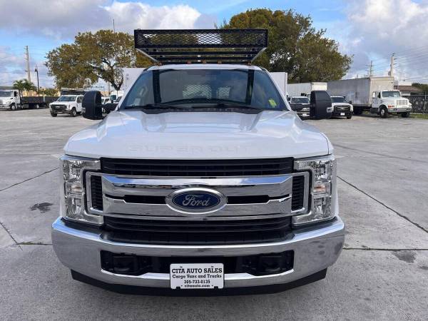 2019 Ford, dovoz USA — foto 9 z 12