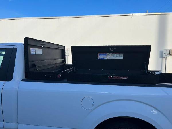 2018 Ford, dovoz USA — foto 9 z 12