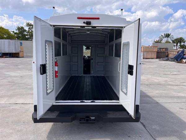 2019 Ford, dovoz USA — foto 10 z 12