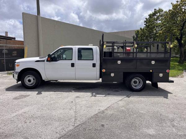 2016 Ford, dovoz USA — foto 4 z 12