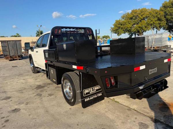 2022 GMC, dovoz USA — foto 4 z 12
