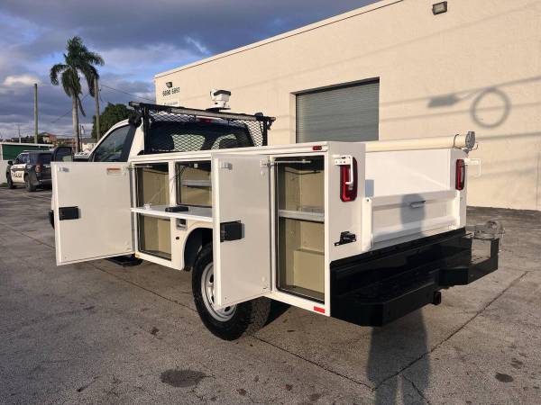 2019 Ford, dovoz USA — foto 7 z 12