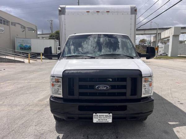 2019 Ford, dovoz USA — foto 7 z 12