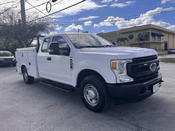 2020 Ford, dovoz USA — foto 2 z 12