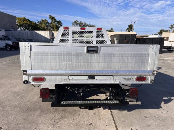 2019 Ford, dovoz USA — foto 10 z 12