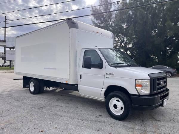 2019 Ford, dovoz USA — foto 2 z 12