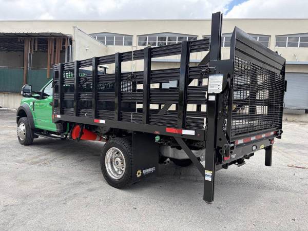 2019 Ford, dovoz USA — foto 3 z 12