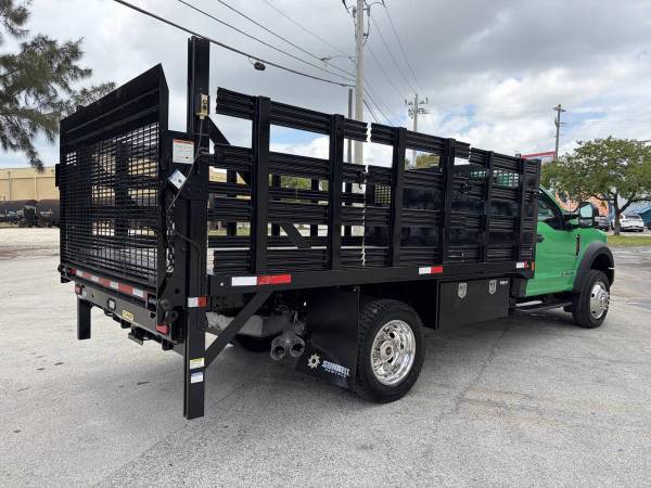 2019 Ford, dovoz USA — foto 4 z 12