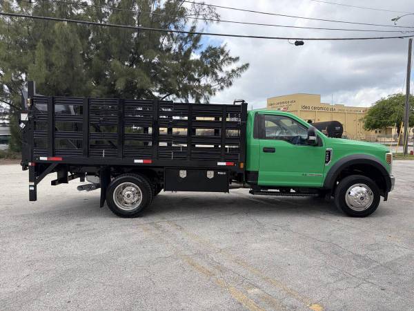 2019 Ford, dovoz USA — foto 7 z 12