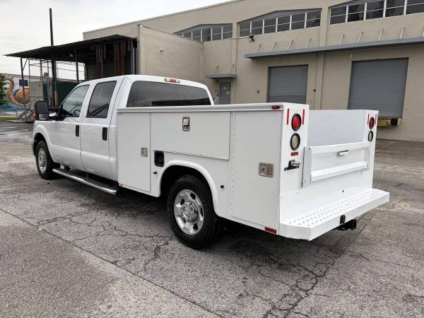 2012 Ford, dovoz USA — foto 4 z 12