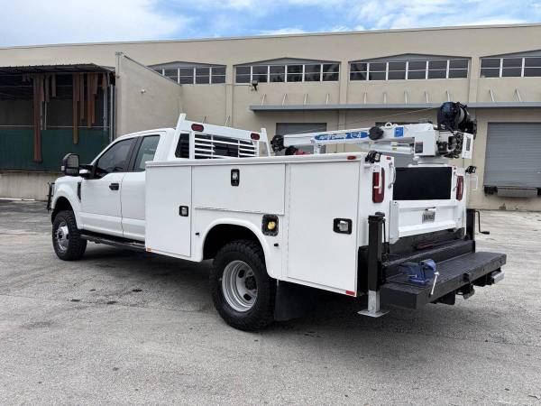 2019 Ford, dovoz USA — foto 3 z 12