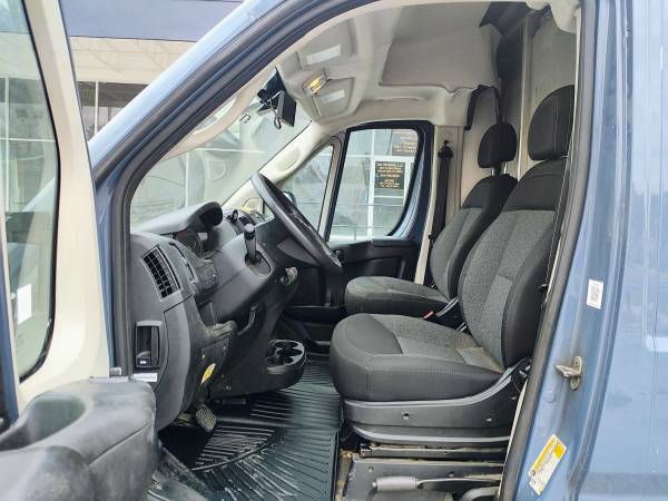 2021 RAM, dovoz USA — foto 9 z 12