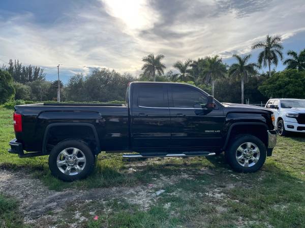 2018 GMC, dovoz USA — foto 8 z 12