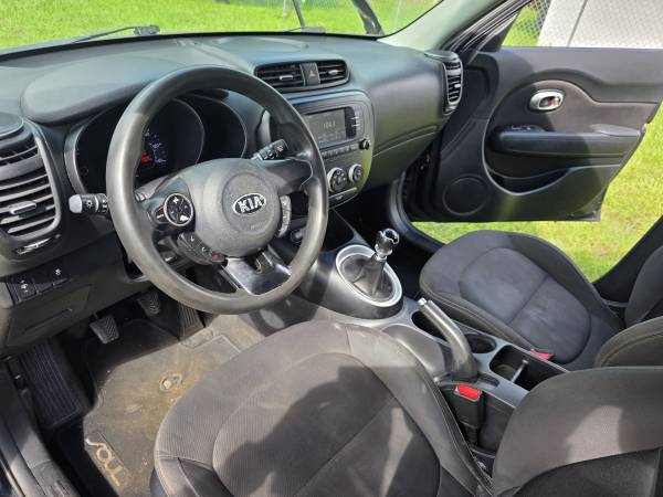 2017 Kia, dovoz USA — foto 8 z 12