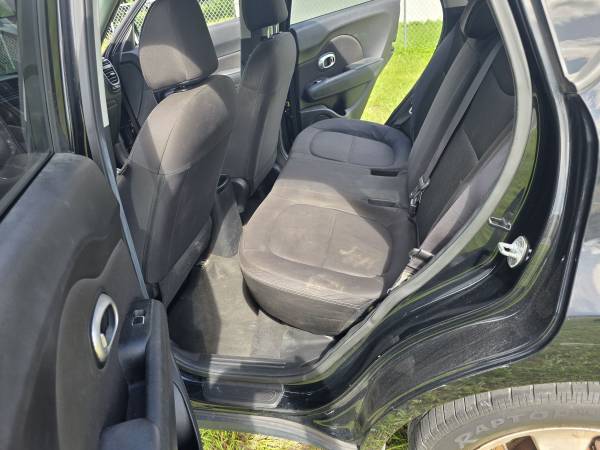 2017 Kia, dovoz USA — foto 9 z 12