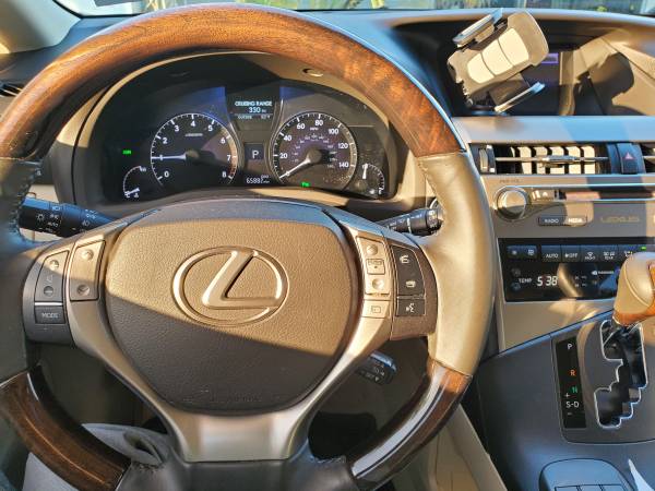 2014 Lexus, dovoz USA — foto 9 z 10