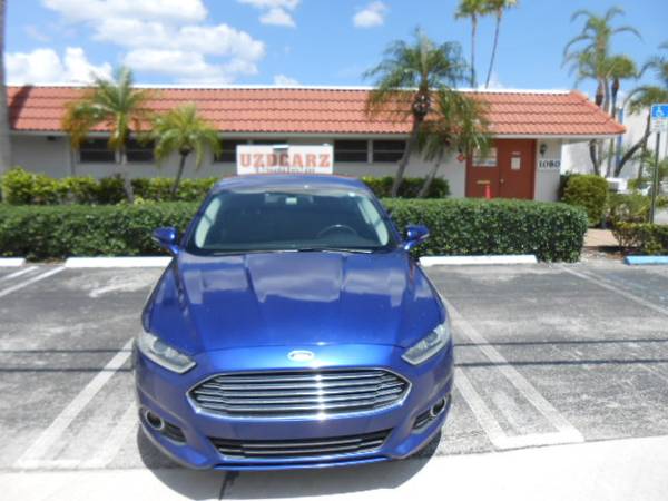 2016 Ford, dovoz USA — foto 8 z 12