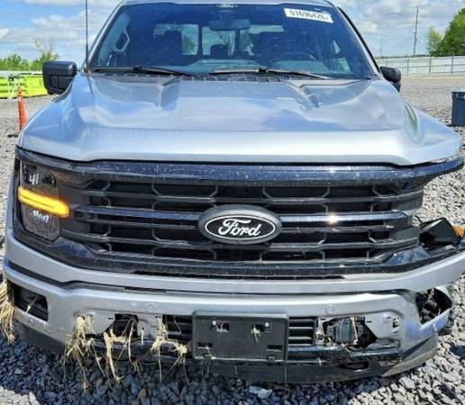 2025 Ford, dovoz USA — foto 2 z 9