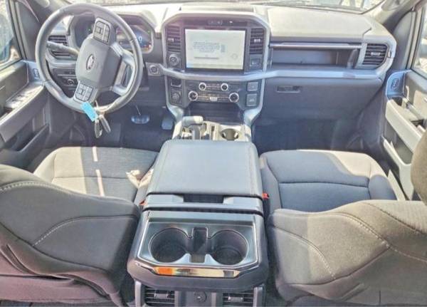 2025 Ford, dovoz USA — foto 7 z 9