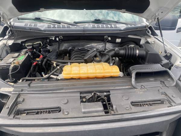 2017 Ford, dovoz USA — foto 10 z 10