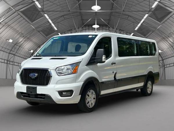 2021 Ford, dovoz USA — foto 2 z 12