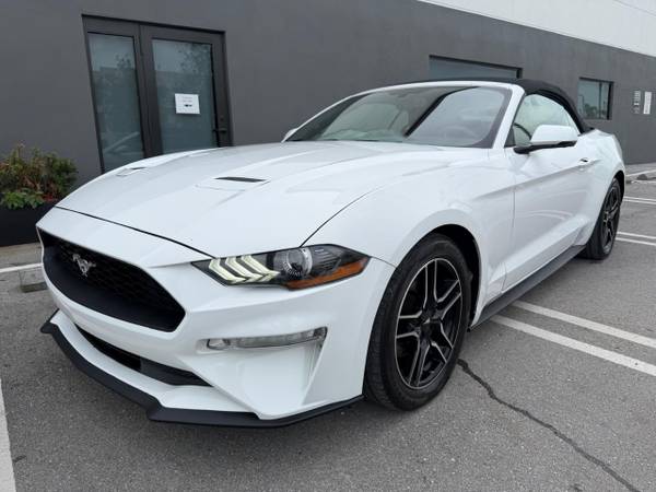 2019 Ford, dovoz USA — foto 2 z 12