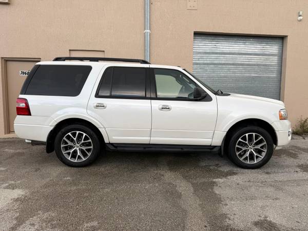 2017 Ford, dovoz USA — foto 12 z 12