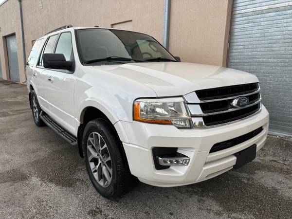 2017 Ford, dovoz USA — foto 7 z 12