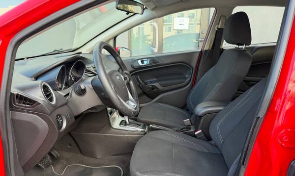2015 Ford, dovoz USA — foto 10 z 12