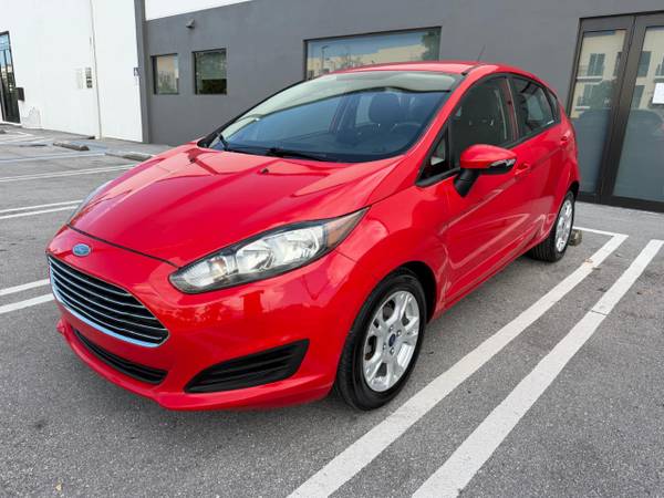 2015 Ford, dovoz USA — foto 3 z 12