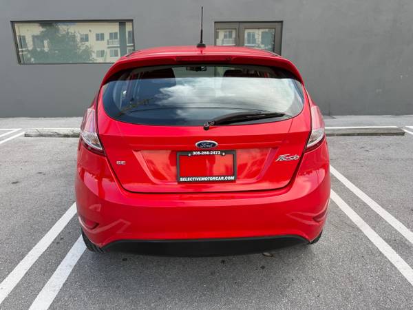 2015 Ford, dovoz USA — foto 4 z 12