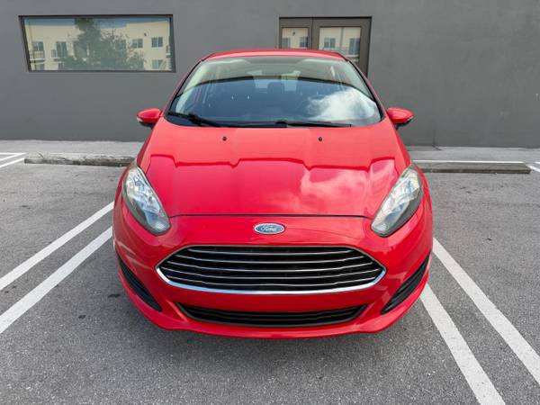 2015 Ford, dovoz USA — foto 6 z 12