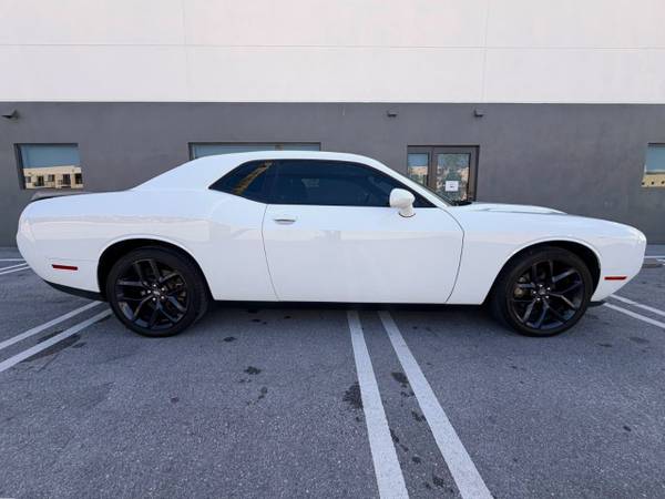 2022 Dodge, dovoz USA — foto 12 z 12
