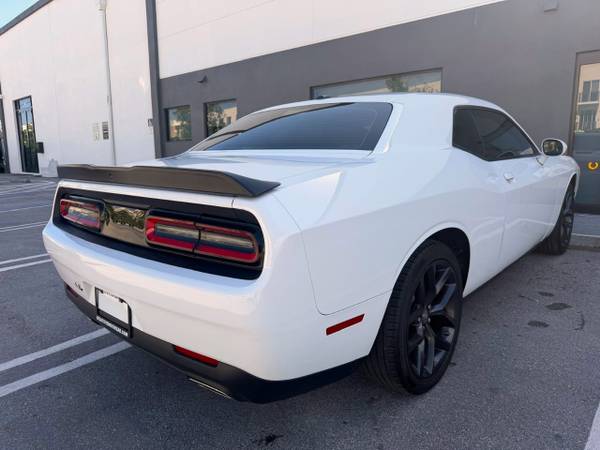 2022 Dodge, dovoz USA — foto 5 z 12